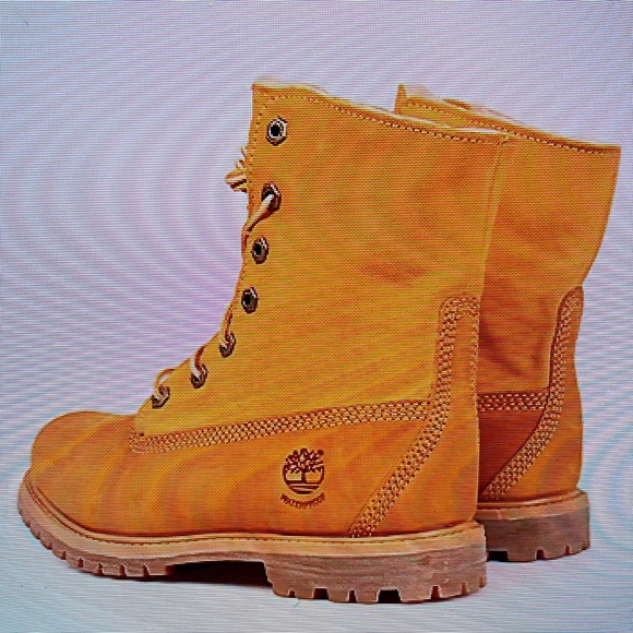 Moving Sale! NWOT - Leather. Timberland Authentic Teddy Fleece Boots - Picture 3 of 5
